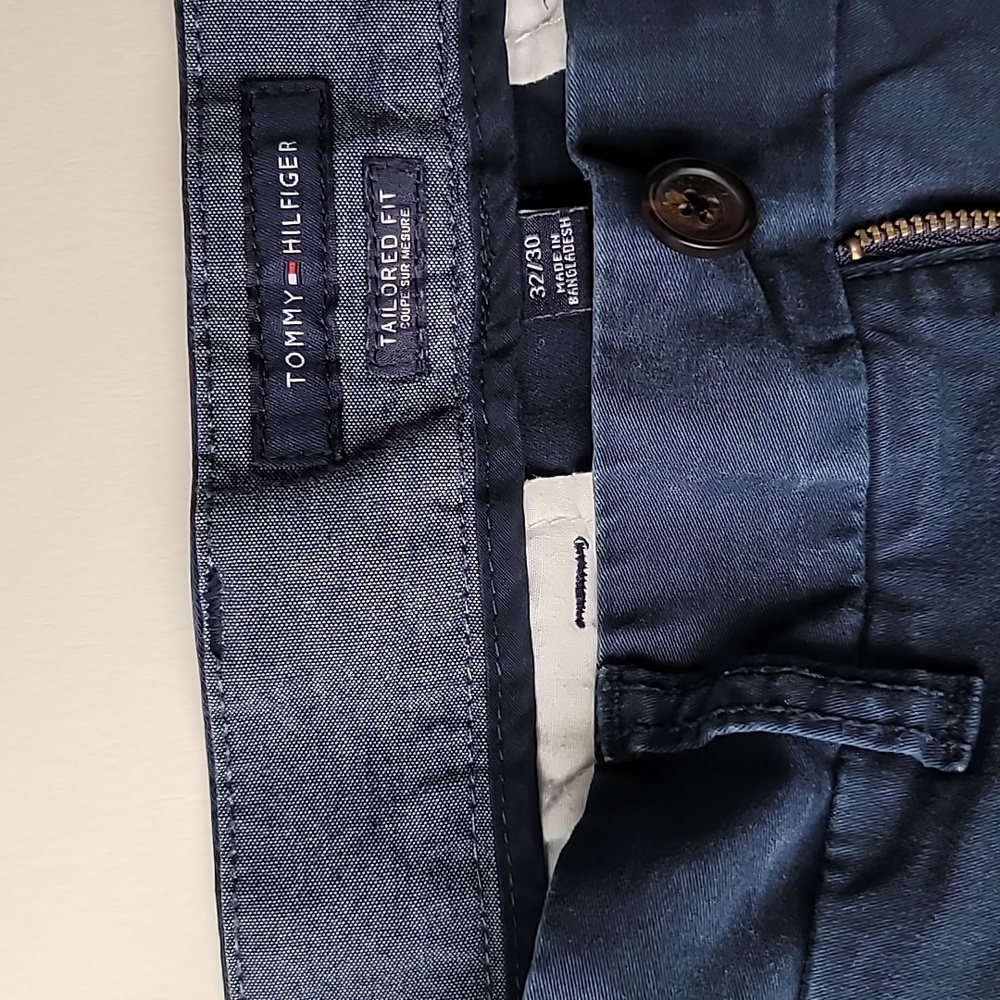 Mens' Tommy Hilfiger Tailored Fit Bleu Pants, Size 32x30 - Picture 4 of 8